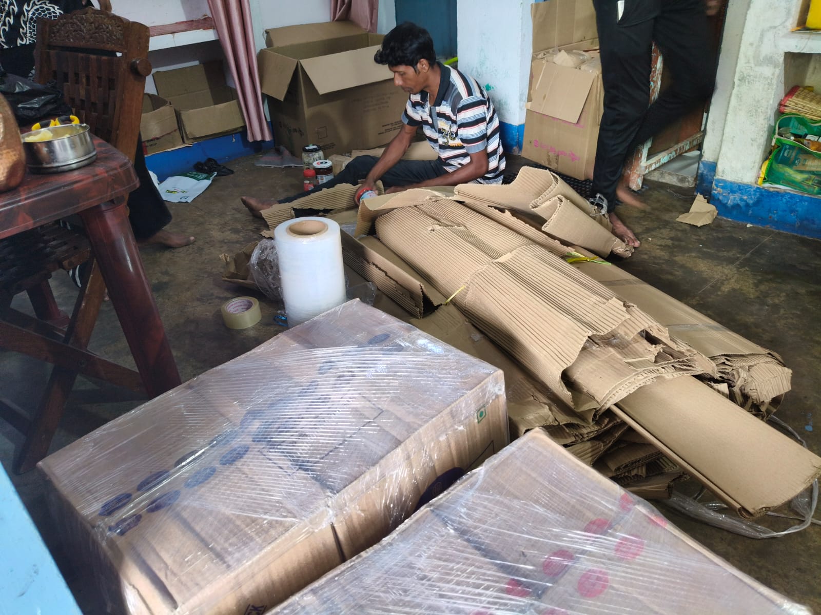 Home Shifting Packing